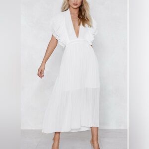 Nasty Gal Allyson Collection Maxi Pleated Beach Wedding Formal Dress Size Large